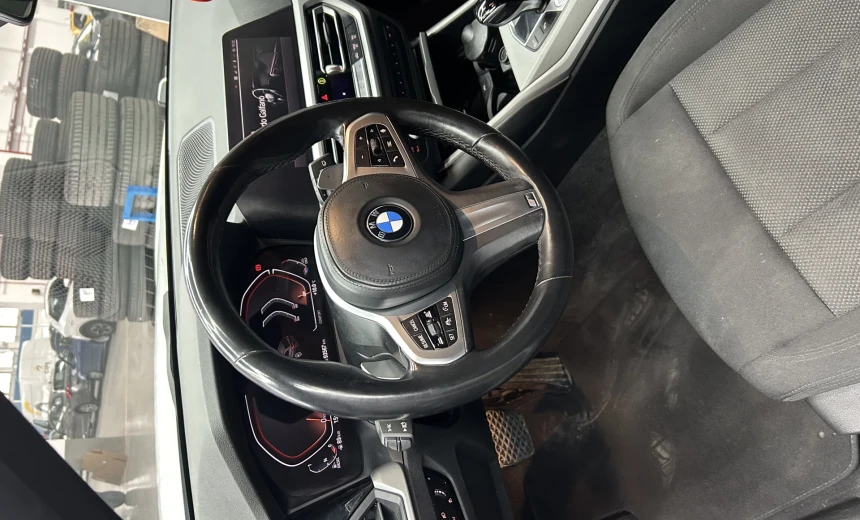BMW 320 2021 Hybrid Electric/Diesel Automatic Image 7