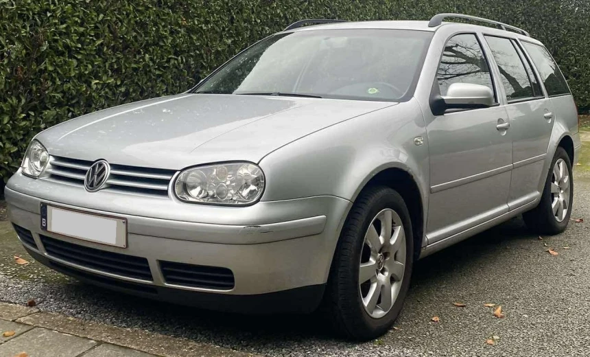 Volkswagen Golf Variant 2003 Diesel Manual Image 0