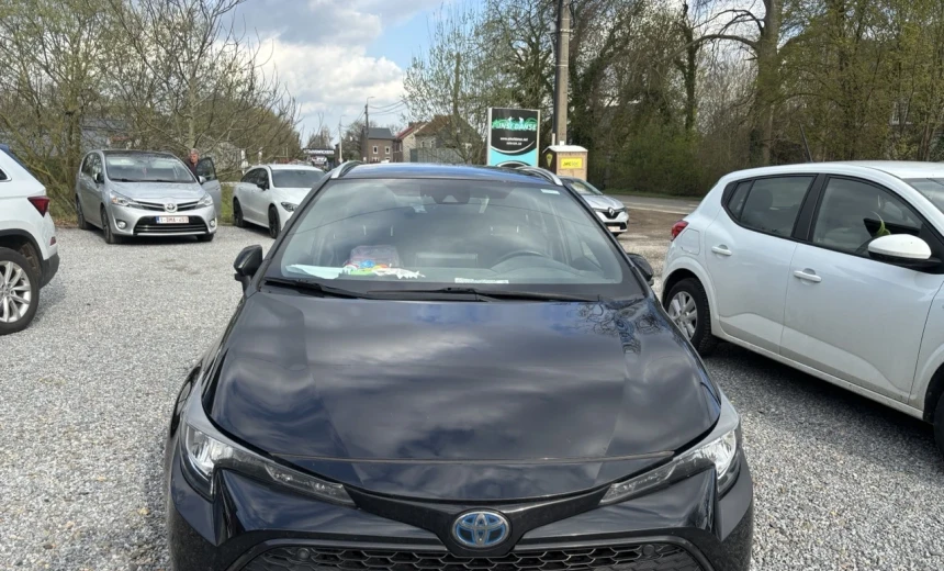 Toyota Corolla 2021 Hybrid Electric/Gasoline Automatic Image 7