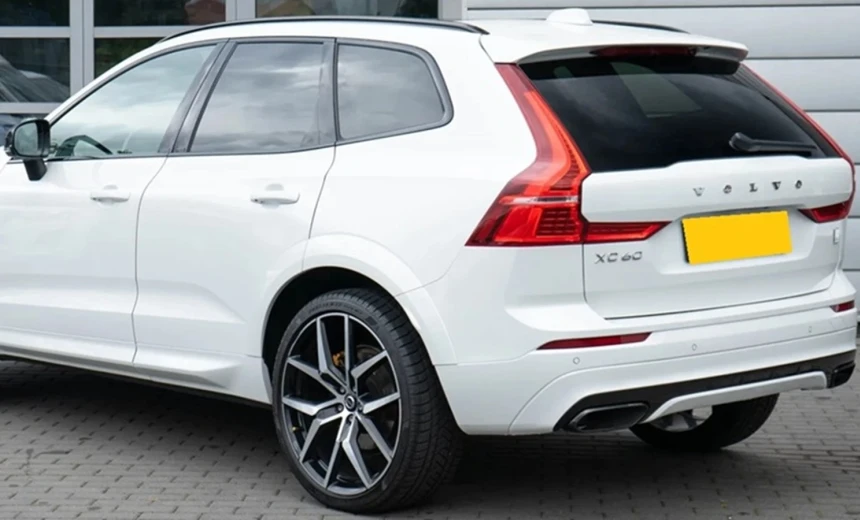 Volvo XC60 2020 Hybrid Electric/Gasoline Automatic Image 2