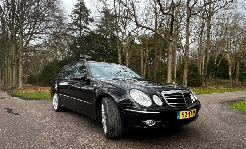 Mercedes-Benz E 200 2006 Gasoline Automatic Image 5