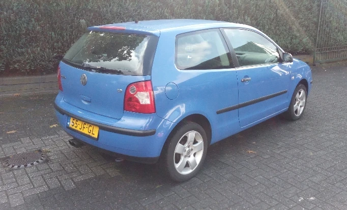 Volkswagen Polo 2002 Gasoline Manual Image 5