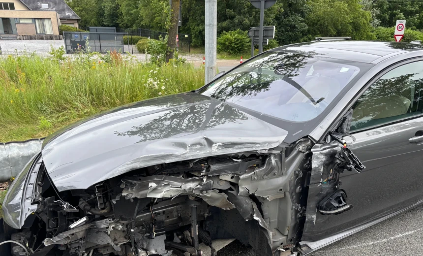 Jaguar XE 2018 Gasoline Automatic Image 5