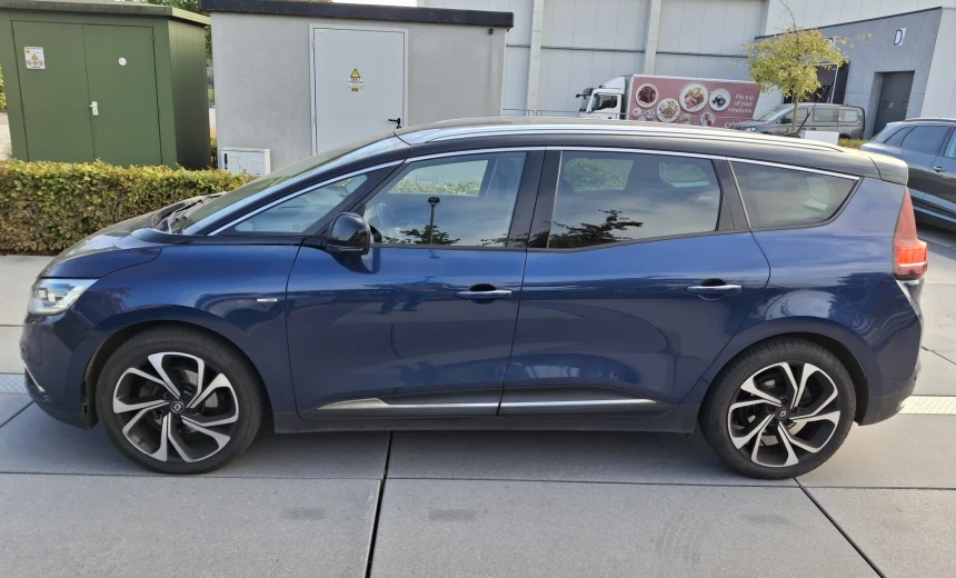 Renault Grand Scenic 2018 Diesel Automatic Image 11