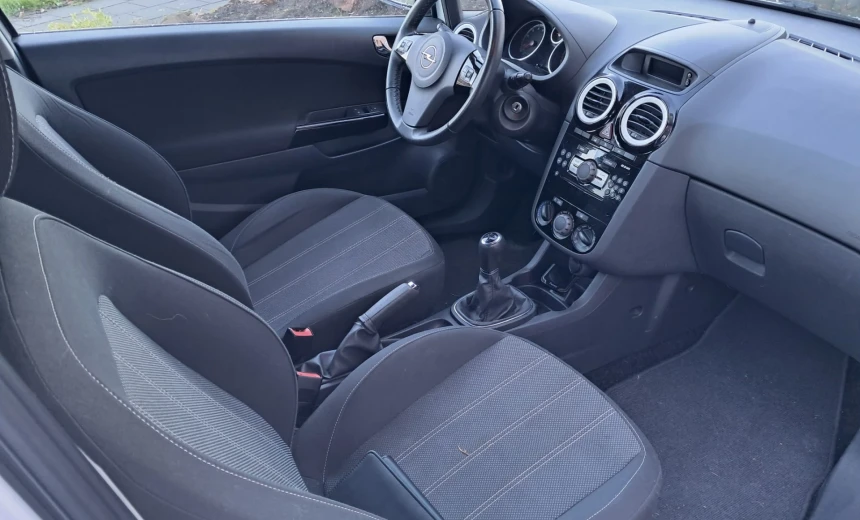 Opel Corsa 2012 Gasoline Manual Image 14