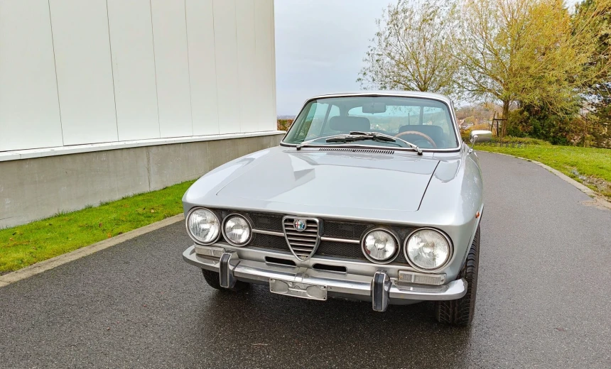 Alfa Romeo Giulia 1973 Gasoline Manual Image 5