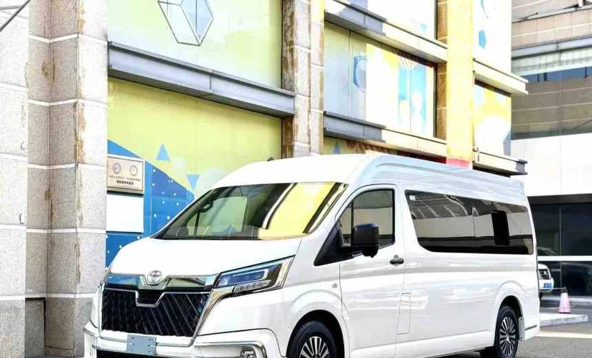 Toyota Hiace 2022 Gasoline Automatic Image 0