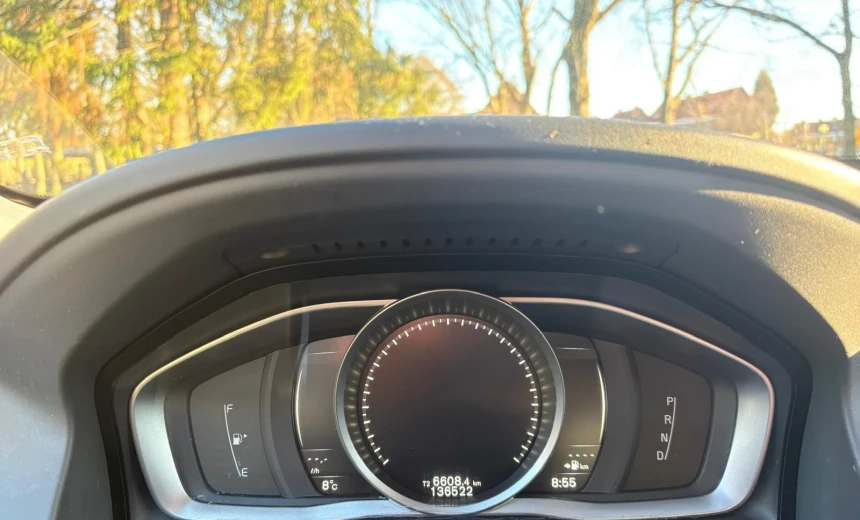 Volvo XC60 2017 Diesel Automatic Image 3