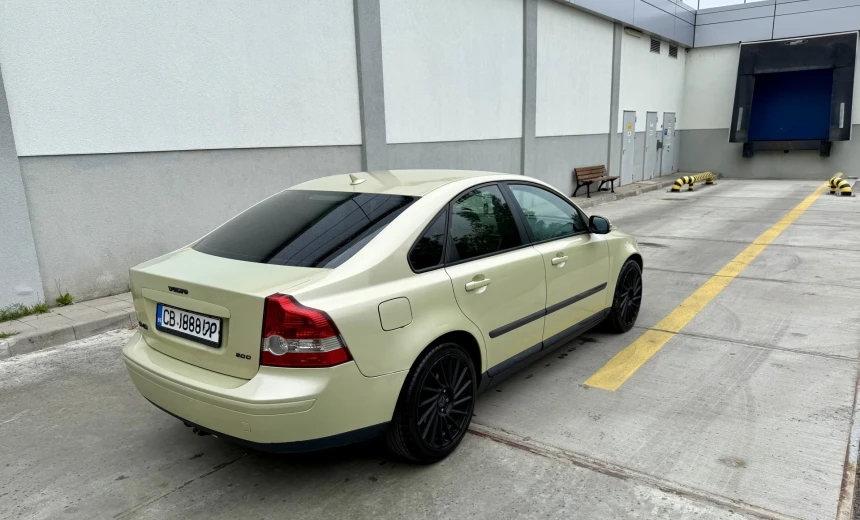 Volvo S40 2004 Diesel Manual Image 4