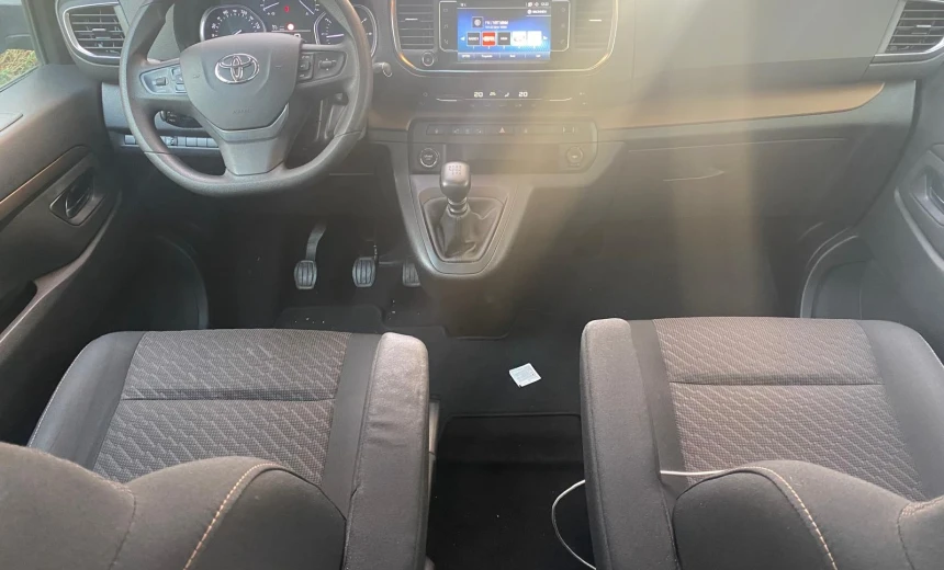 Toyota Proace 2018 Diesel Manual Image 5