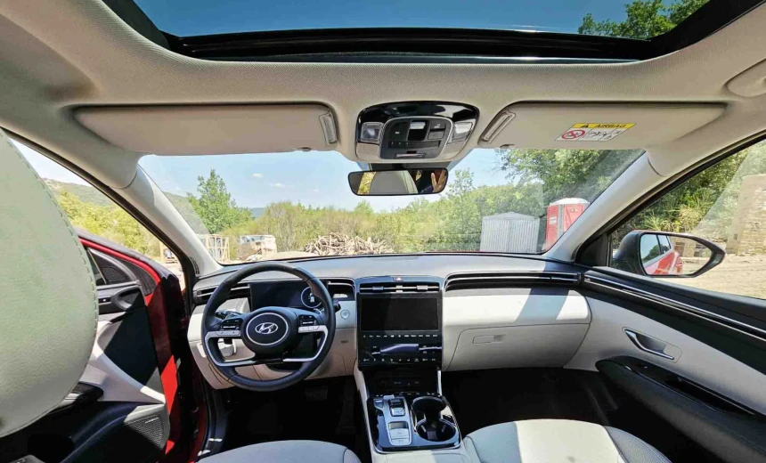 Hyundai Tucson 2021 Hybrid Electric/Gasoline Automatic Image 15