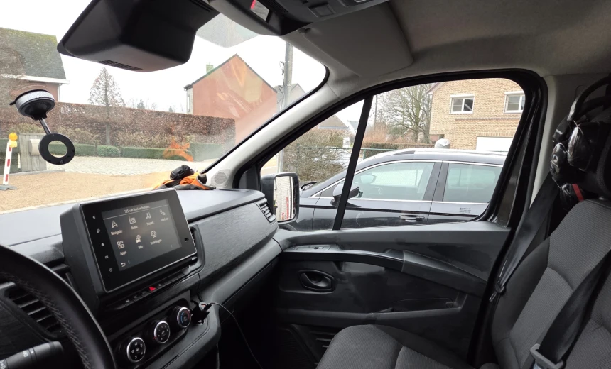 Renault Trafic 2024 Diesel Manual Image 6