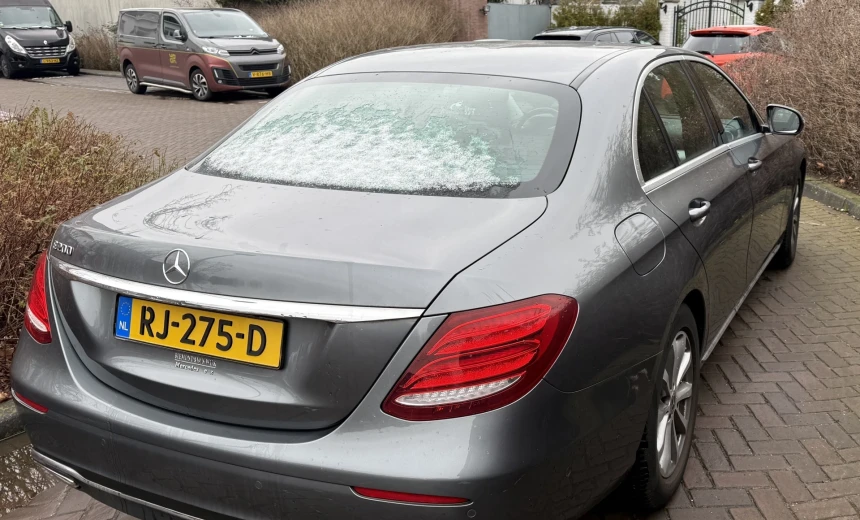 Mercedes-Benz E 230 2017 Gasoline Automatic Image 9