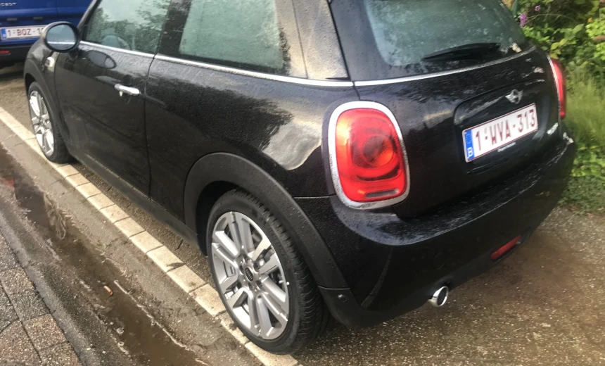 MINI Cooper 2016 Gasoline Manual Image 3