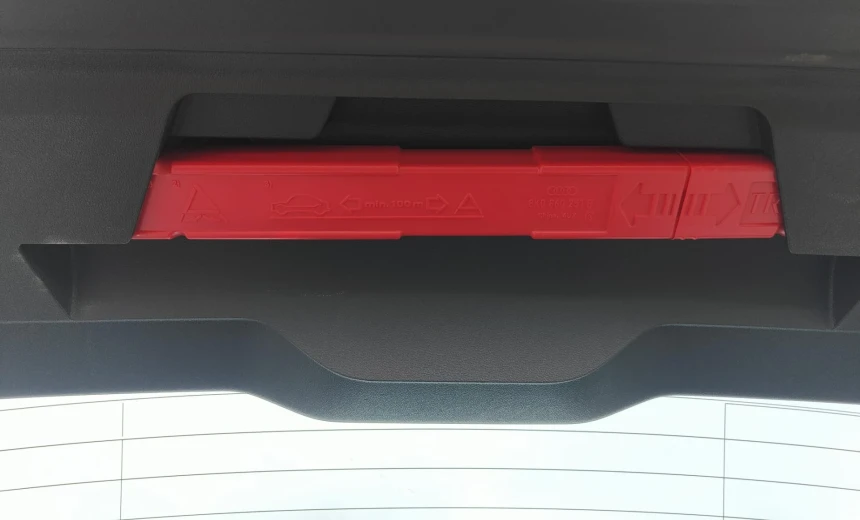 Audi A3 2022 Hybrid Electric/Gasoline Automatic Image 9