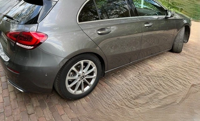 Mercedes-Benz A 200 2018 Gasoline Automatic Image 3