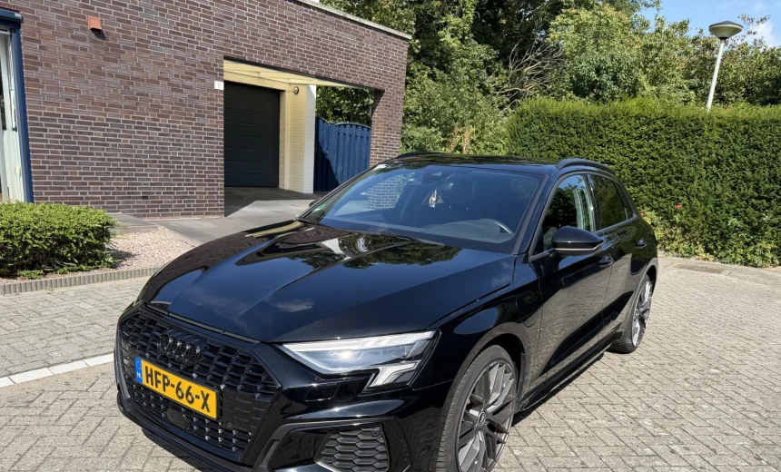 Audi A3 2021 Hybrid Electric/Gasoline Manual Image 0