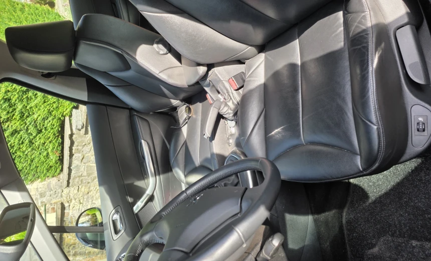 Peugeot 308 2011 Diesel Manual Image 4