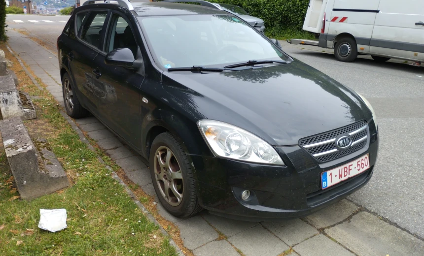 Kia Ceed SW / cee'd SW 2009 Diesel Manual Image 3