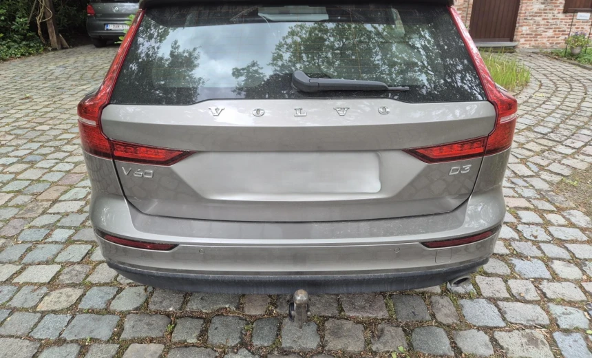 Volvo V60 2019 Diesel Automatic Image 14