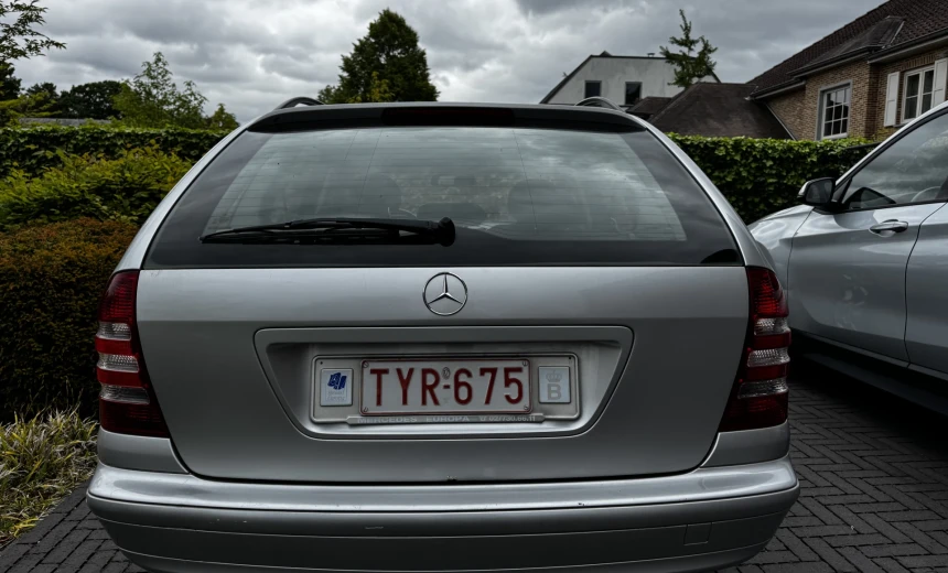 Mercedes-Benz C 200 2004 Diesel Manual Image 4