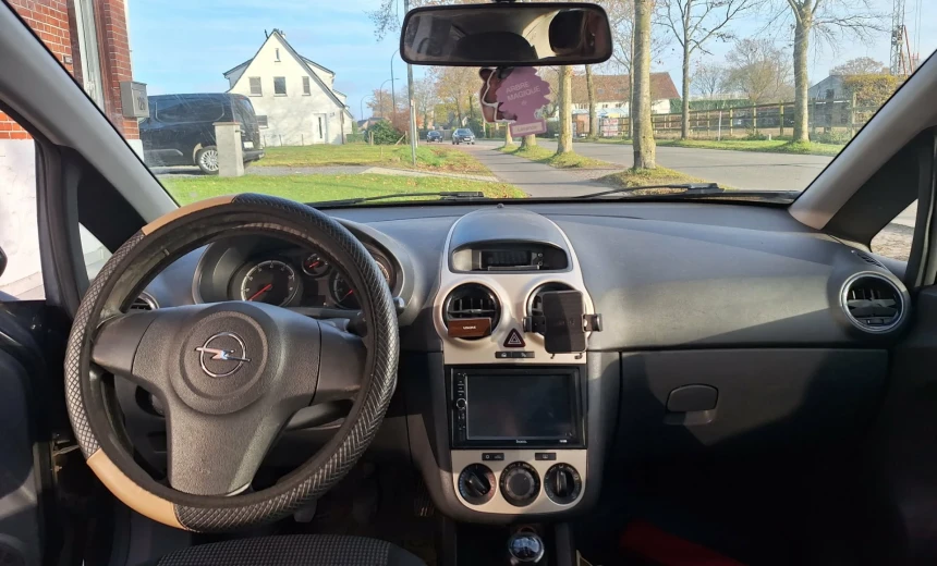 Opel Corsa 2009 Gasoline Manual Image 5