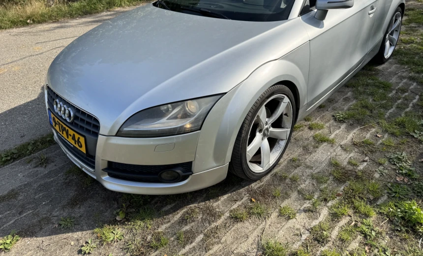 Audi TT 2007 Gasoline Automatic Image 5