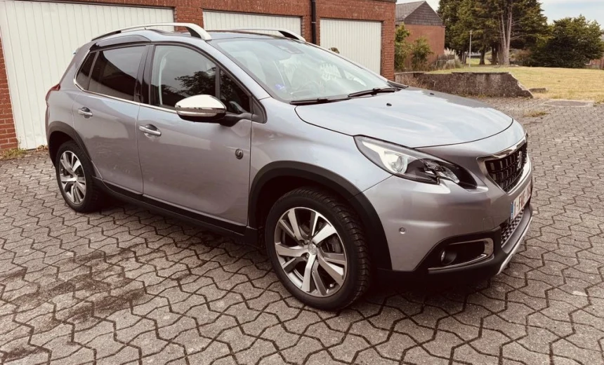 Peugeot 2008 2018 Gasoline Manual Image 1