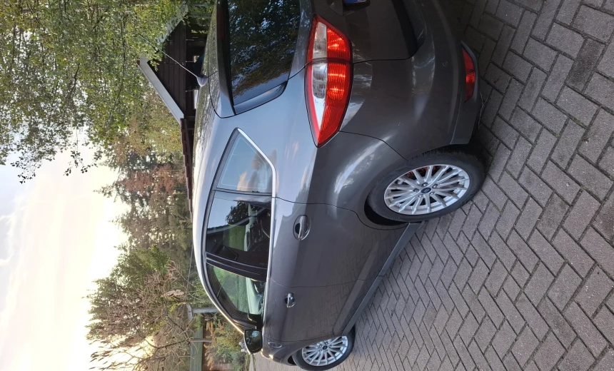 Ford C-Max 2015 Hybrid Electric/Gasoline Automatic Image 3