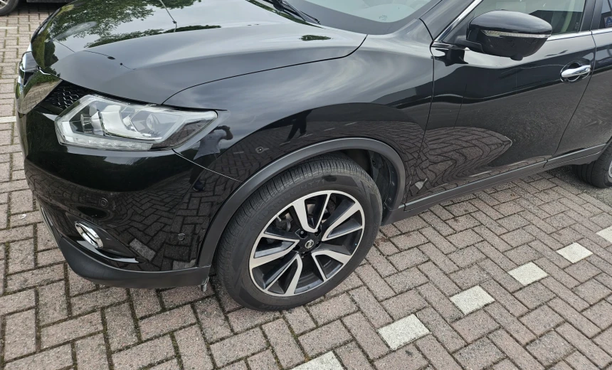 Nissan X-Trail 2016 Diesel Automatic Image 2