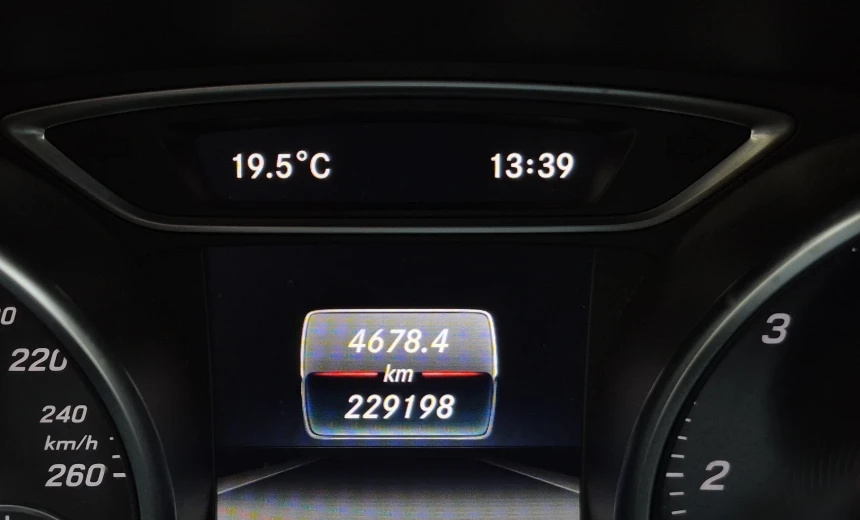 Mercedes-Benz CLA 200 2018 Diesel Automatic Image 14