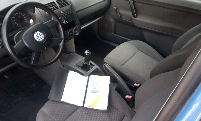 Volkswagen Polo 2002 Gasoline Manual Image 1