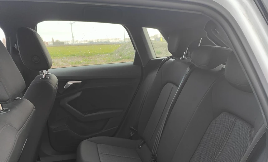 Audi A3 2022 Hybrid Electric/Gasoline Automatic Image 8