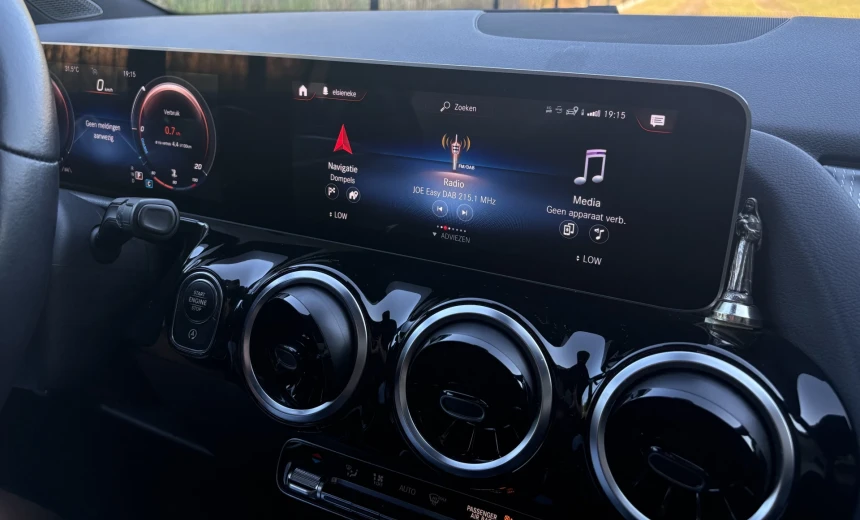 Mercedes-Benz B 180 2019 Diesel Automatic Image 5