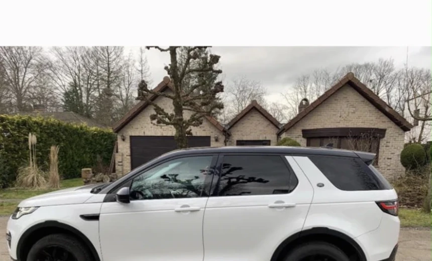 Land Rover Discovery Sport 2016 Diesel Automatic Image 1