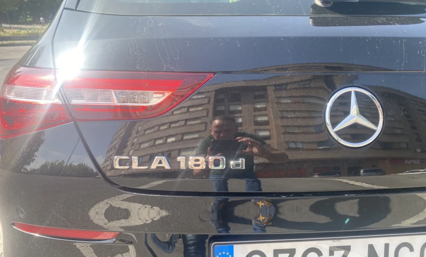 Mercedes-Benz CLA 180 2020 Hybrid Electric/Diesel Automatic Image 11