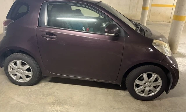 Toyota iQ 2010 Gasoline Manual Image 6