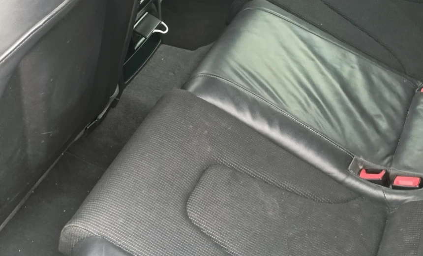 Audi A4 2009 Diesel Manual Image 0