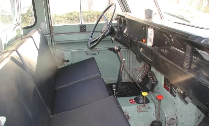 Land Rover Range Rover 1976 Gasoline Manual Image 3