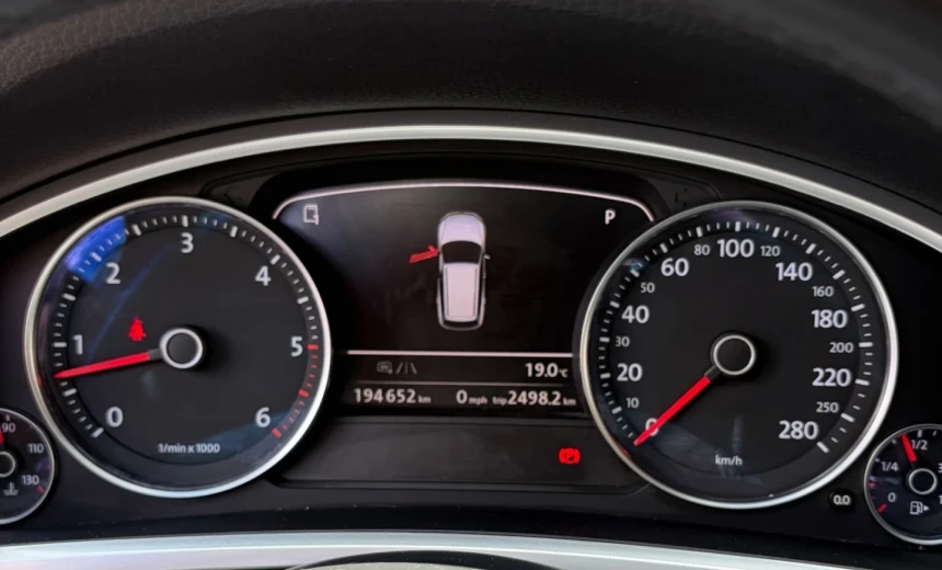 Volkswagen Touareg 2012 Diesel Automatic Image 16