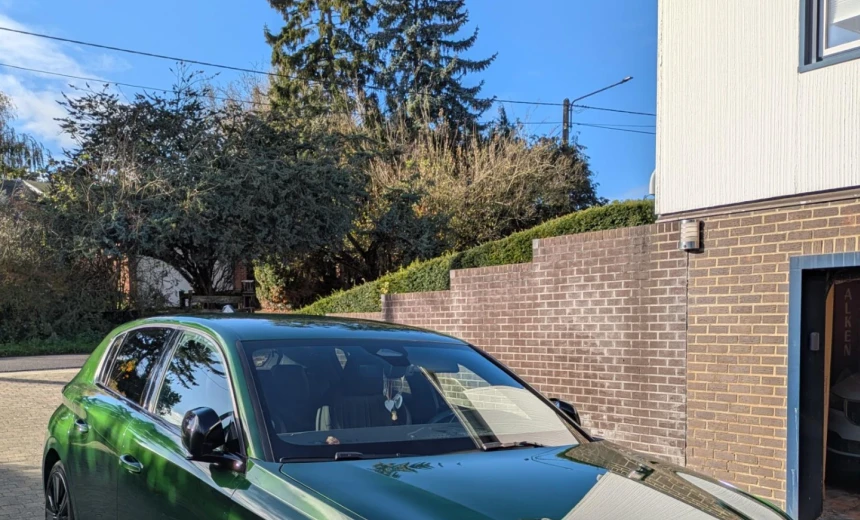 Peugeot 308 2022 Diesel Automatic Image 4