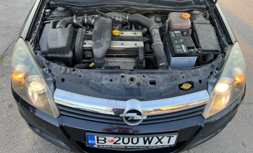 Opel Astra 2006 Gasoline Manual Image 4