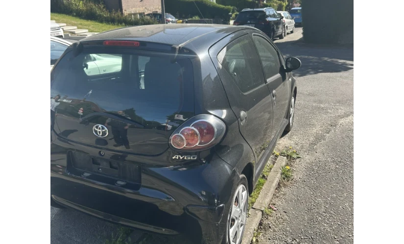 Toyota Aygo 2009 Gasoline Manual Image 2
