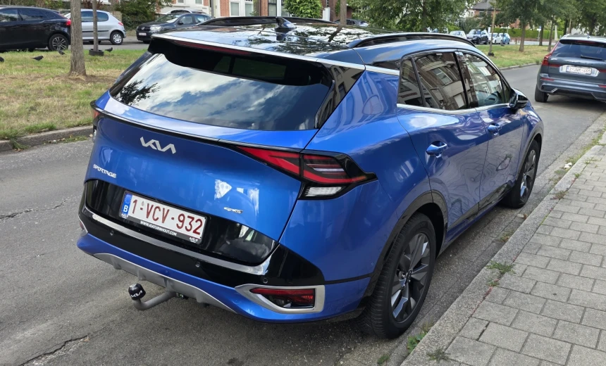 Kia Sportage 2024 Hybrid Electric/Gasoline Automatic Image 0