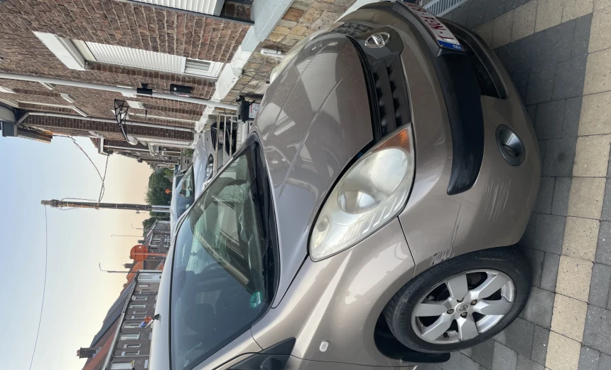 Nissan Note 2006 Diesel Manual Image 6