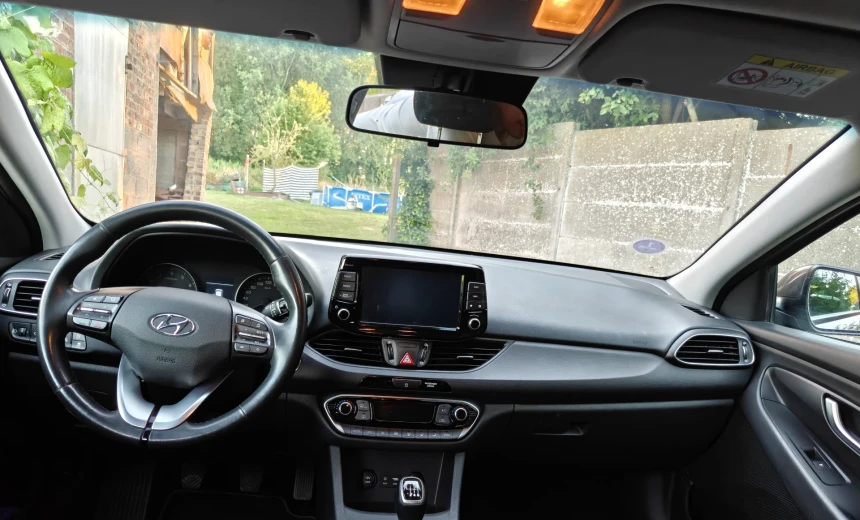 Hyundai i30 2018 Gasoline Manual Image 0