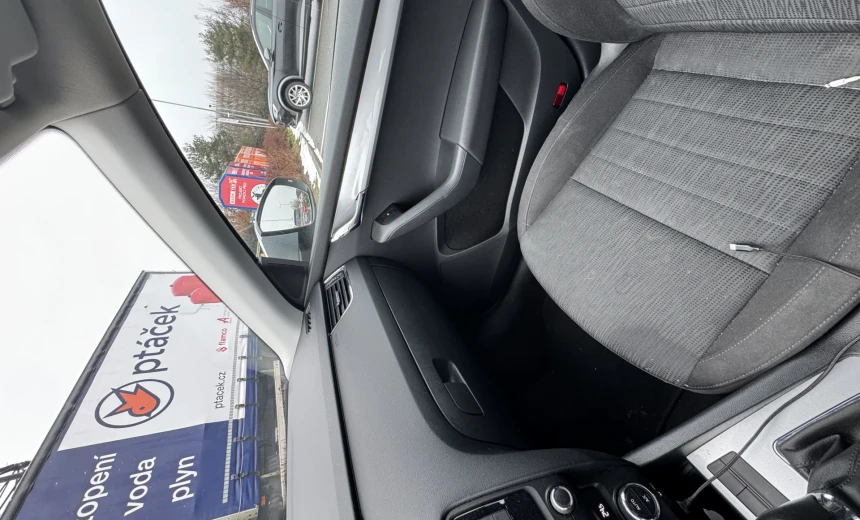 Skoda Octavia 2017 Diesel Automatic Image 10