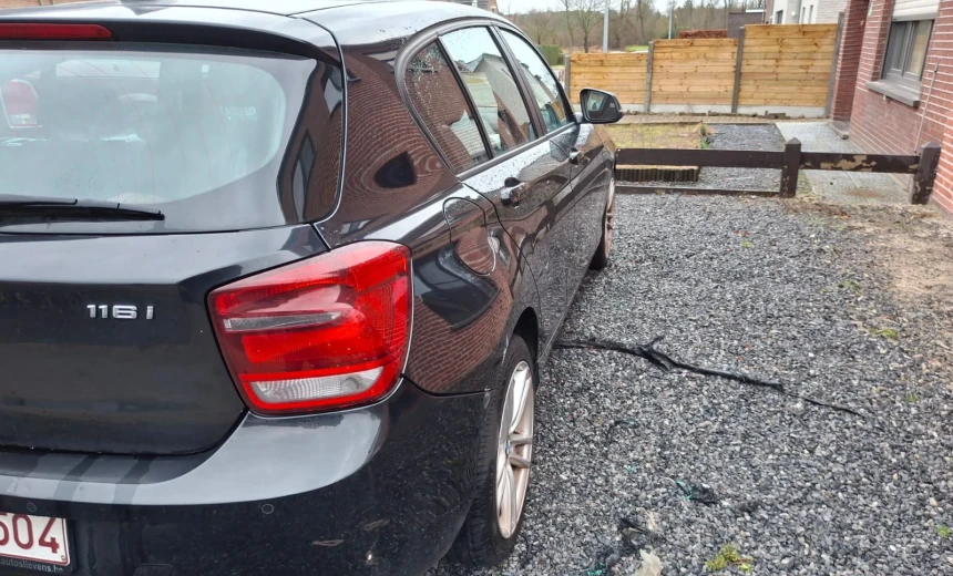 BMW Others 2012 Gasoline Manual Image 2