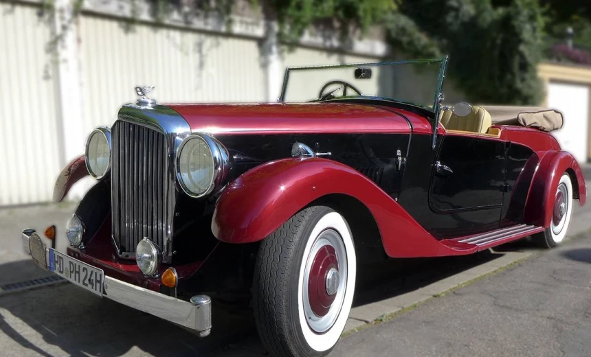 Bentley Others 1978 Gasoline Automatic Image 3