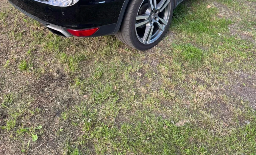 Porsche Cayenne 2010 Gasoline Automatic Image 4